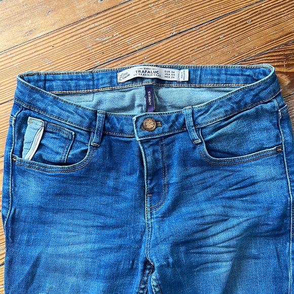 Zara | Zara Core Denim Collection Straight Leg Skimmy Jeans Size 04 - Picture 2 of 5